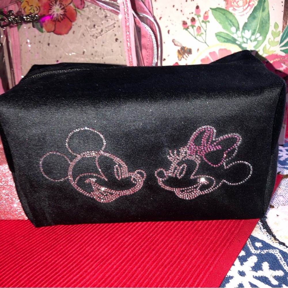 Disney three in one Minnie ,Mickey Mouse makeup cosmetic travel bag set. - Picture 11 of 15